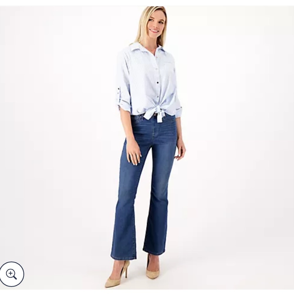 NWOT Laurie Felt Regular Pull-on Bootcut Knit Clean Jeans SIZE LARGE